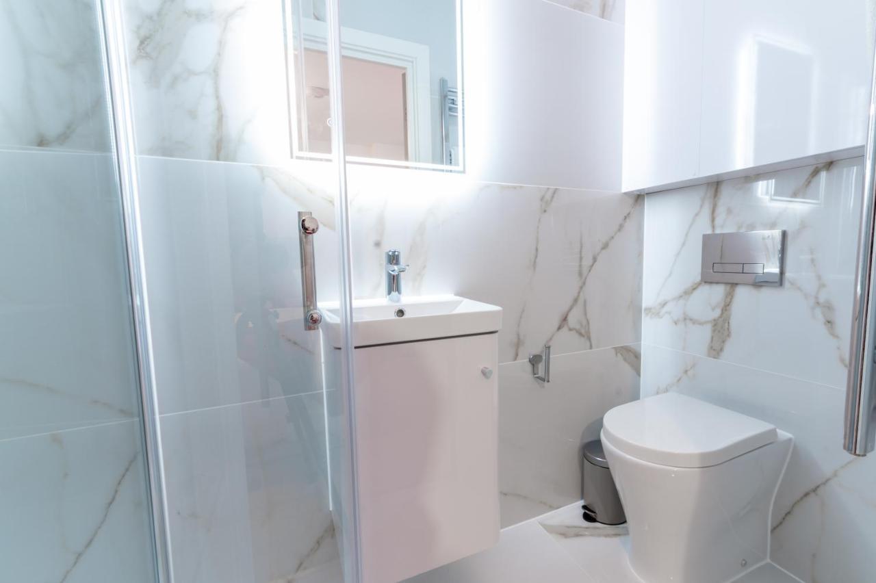 Luxury 2 Bedrooms - 2 Bathrooms - F5 London Bagian luar foto